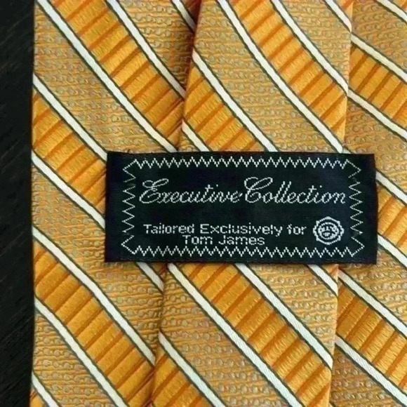 Tom‎ James Tie EUC - Picture 3 of 4